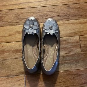 Gold stretch dressy ballerina flats